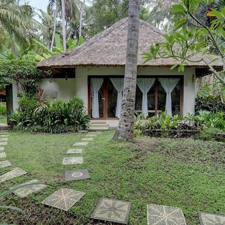 Rumah Kelapa Sepi Hotel Karangasem Exterior foto